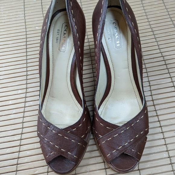 Coach "Clarice" women's sz 10 B brown Leather bold white cord Stitched Peep To - Picture 3 of 10